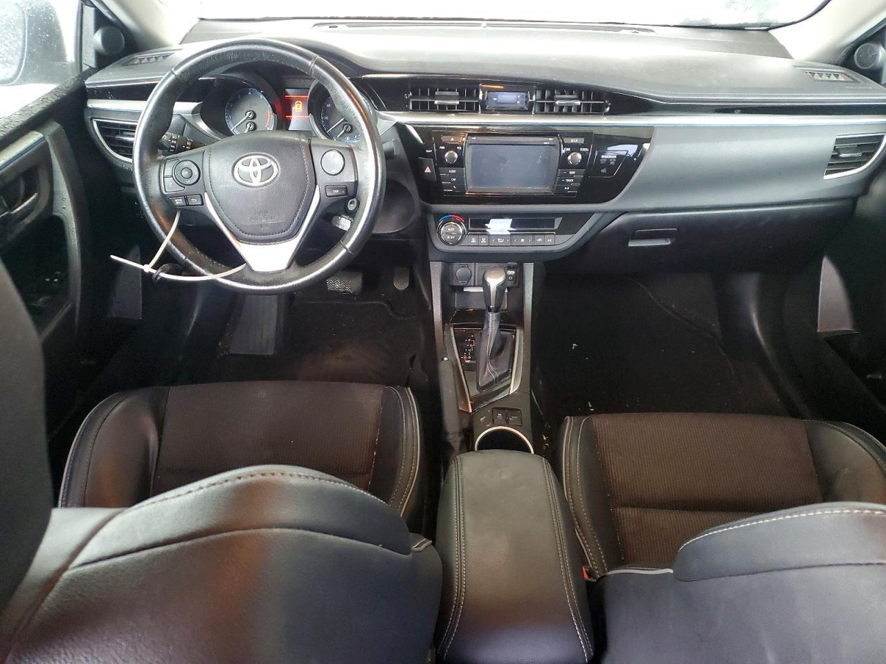 2016 TOYOTA COROLLA