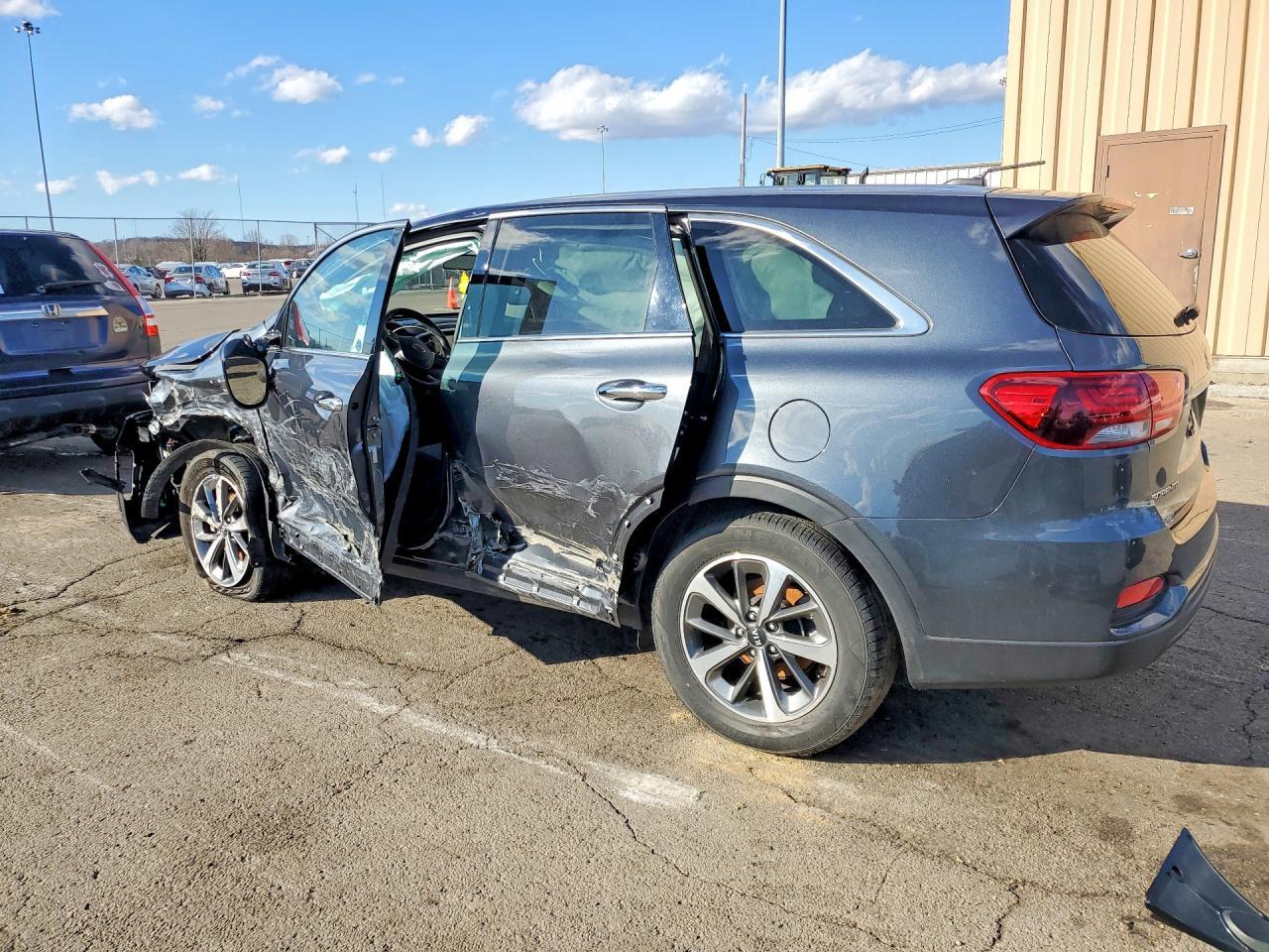 2020 KIA SORENTO