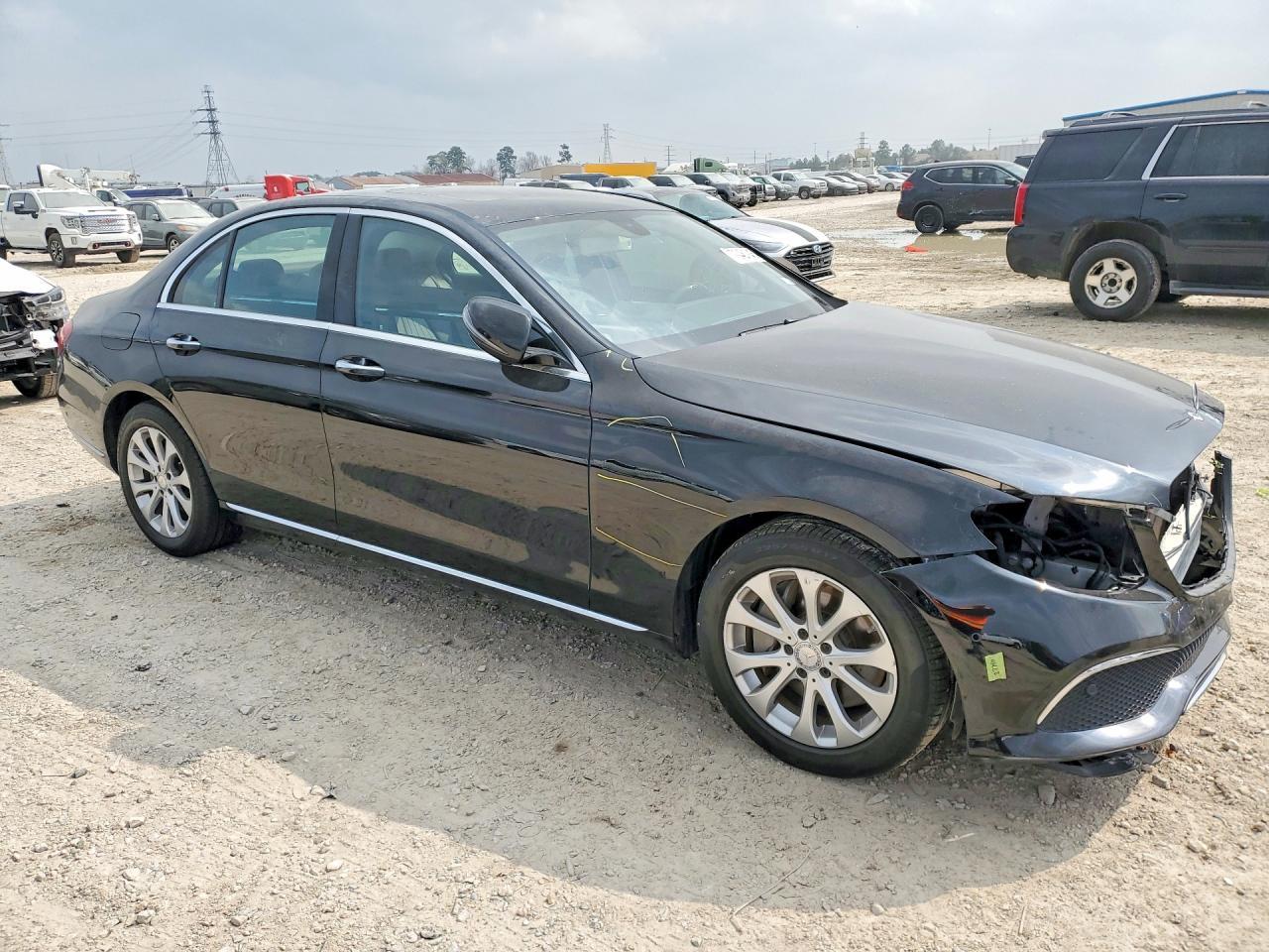 2017 MERCEDES-BENZ E-Class
