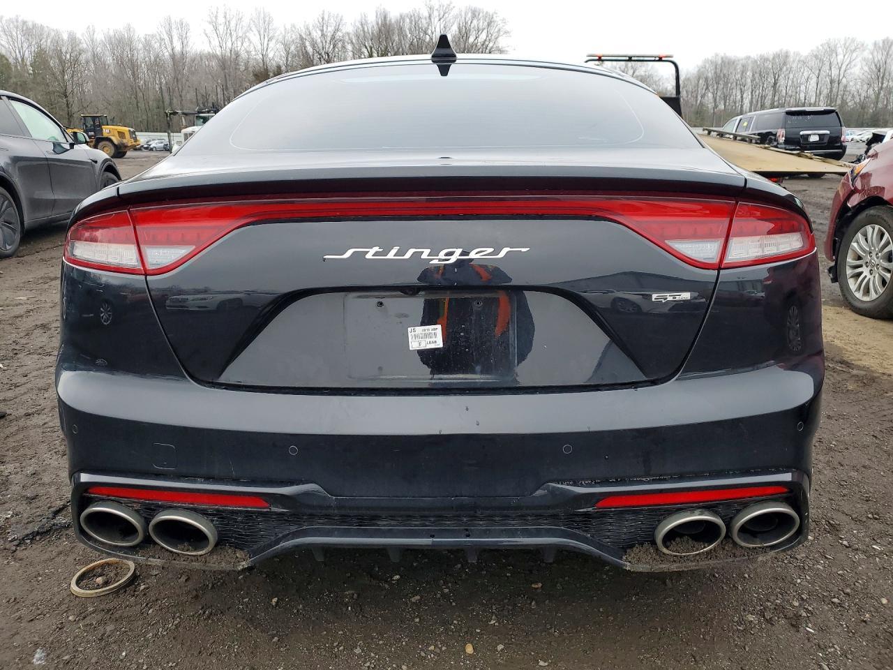 2023 KIA Stinger