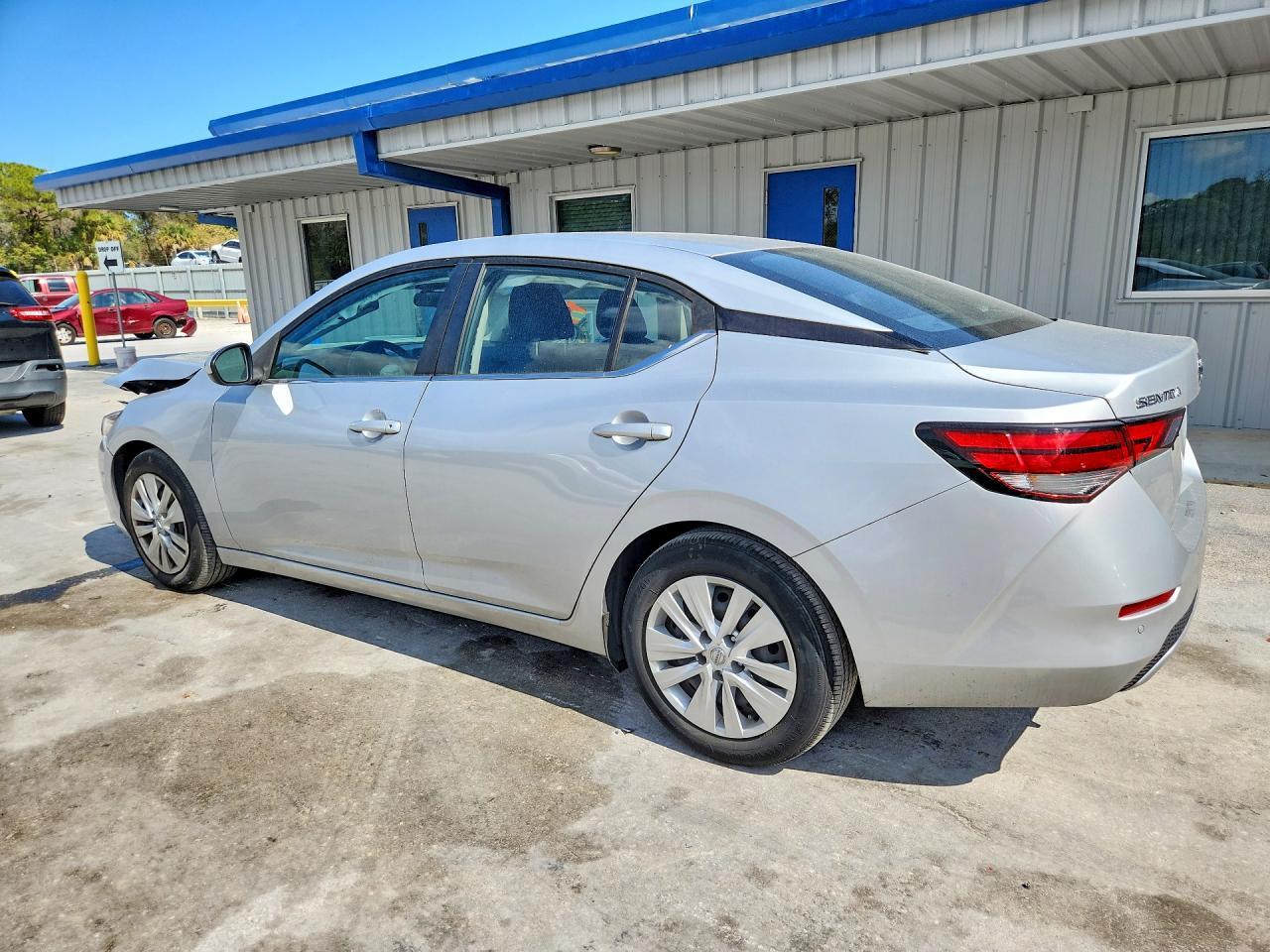 2022 NISSAN SENTRA