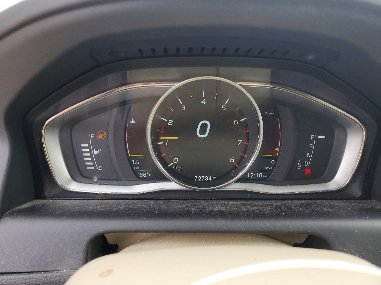 2016 VOLVO XC60