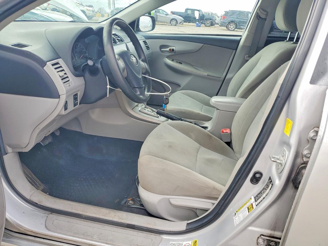 2011 TOYOTA COROLLA