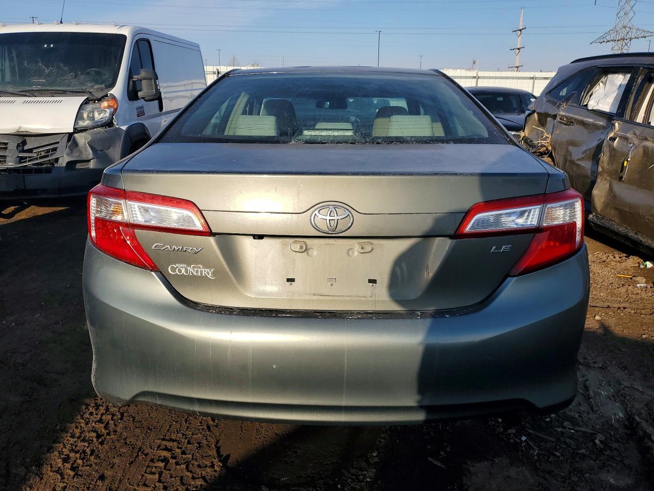 2014 TOYOTA CAMRY
