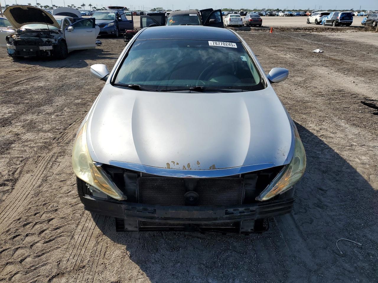 2011 HYUNDAI SONATA