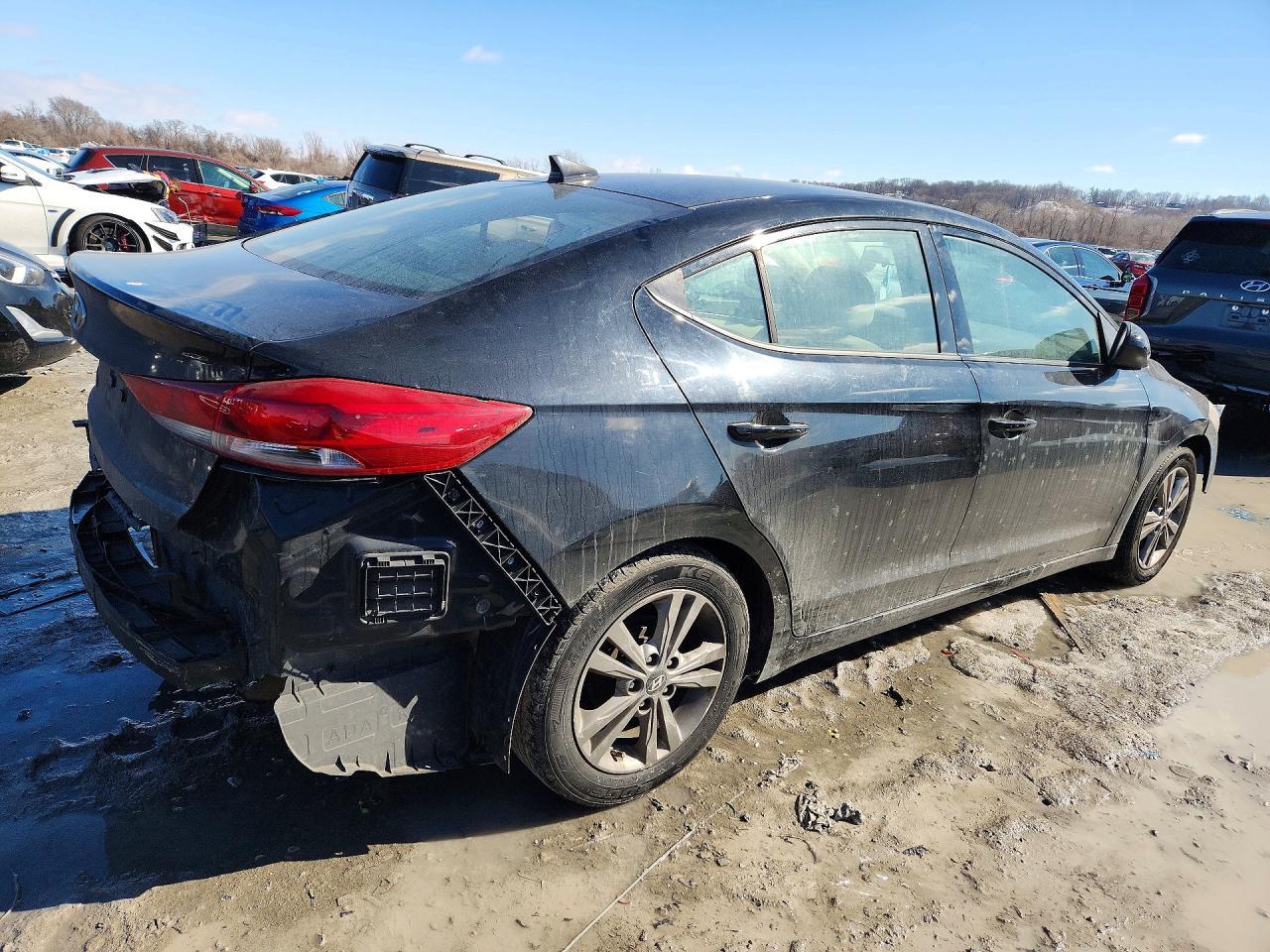 2017 HYUNDAI ELANTRA