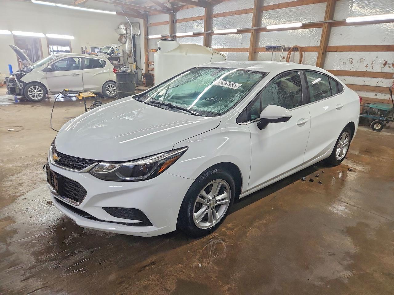 2017 CHEVROLET CRUZE