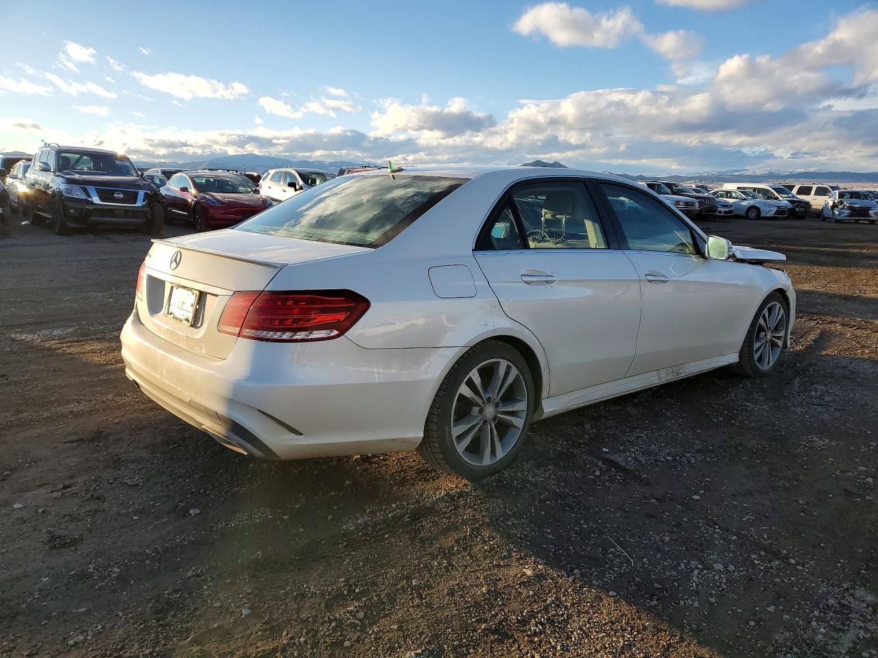 2014 MERCEDES-BENZ E-Class
