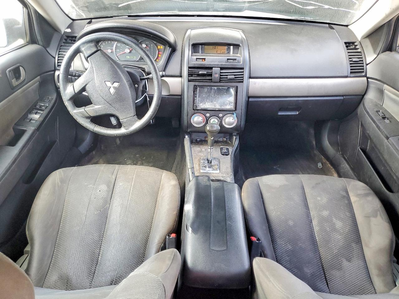 2011 MITSUBISHI Galant