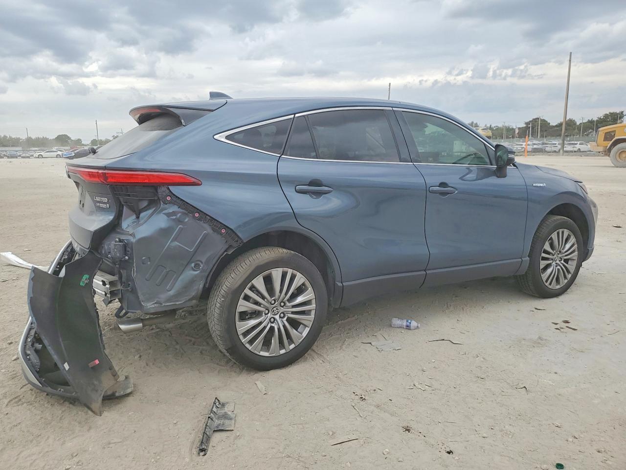 2021 TOYOTA VENZA