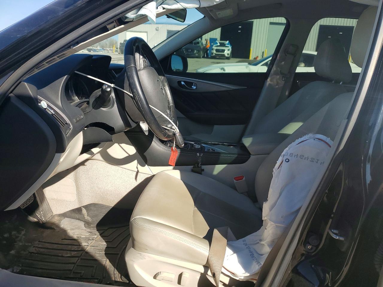 2014 INFINITI Q50
