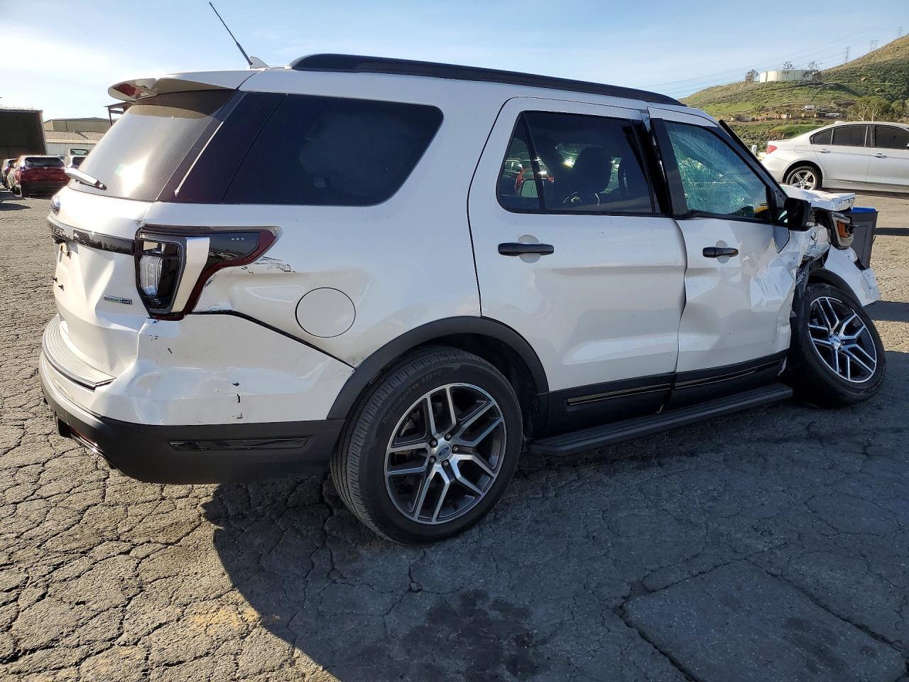 2018 FORD Explorer Sport Trac