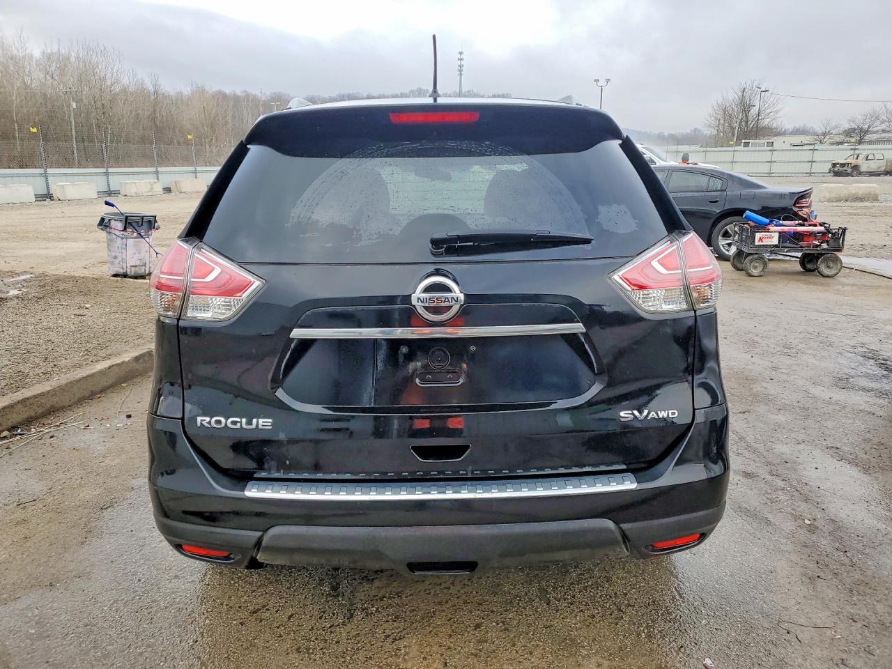 2015 NISSAN ROGUE