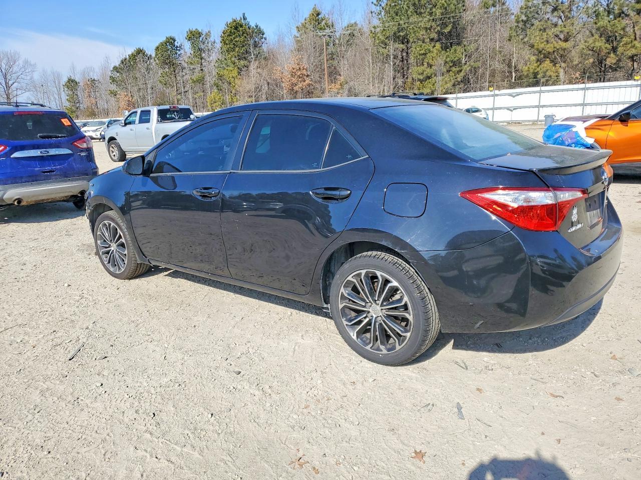 2016 TOYOTA COROLLA