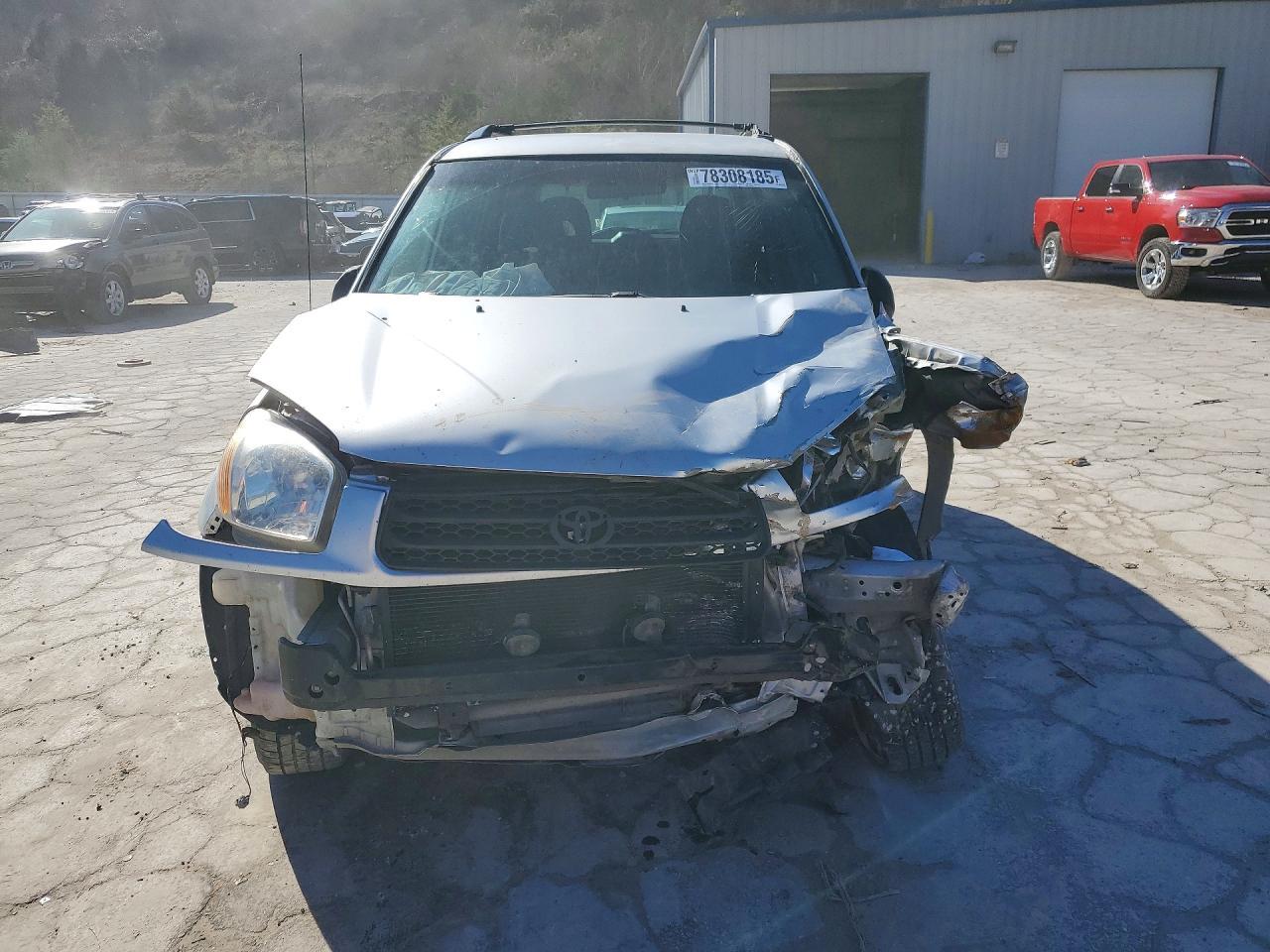 2002 TOYOTA RAV4