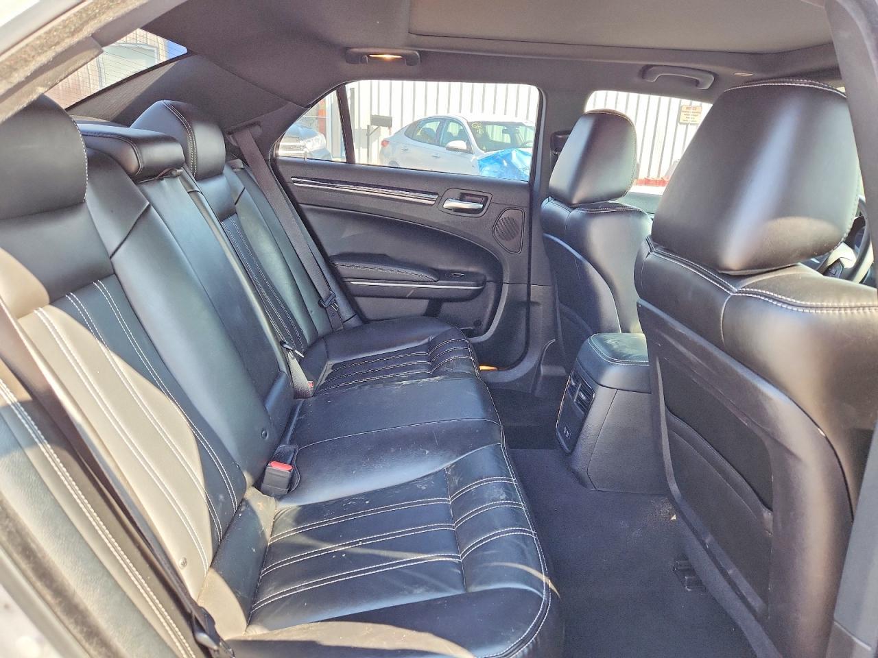 2022 CHRYSLER 300