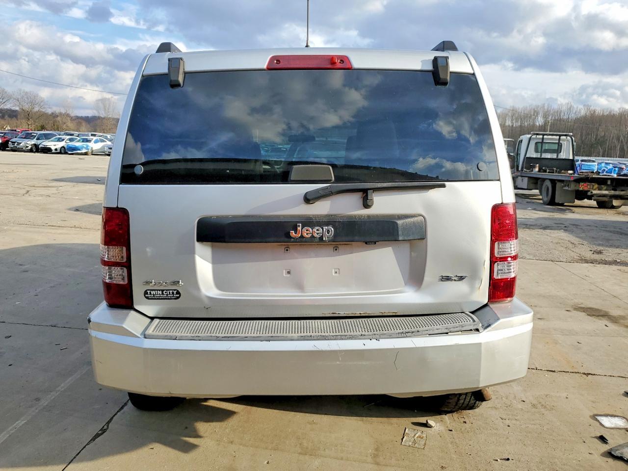 2008 JEEP Liberty