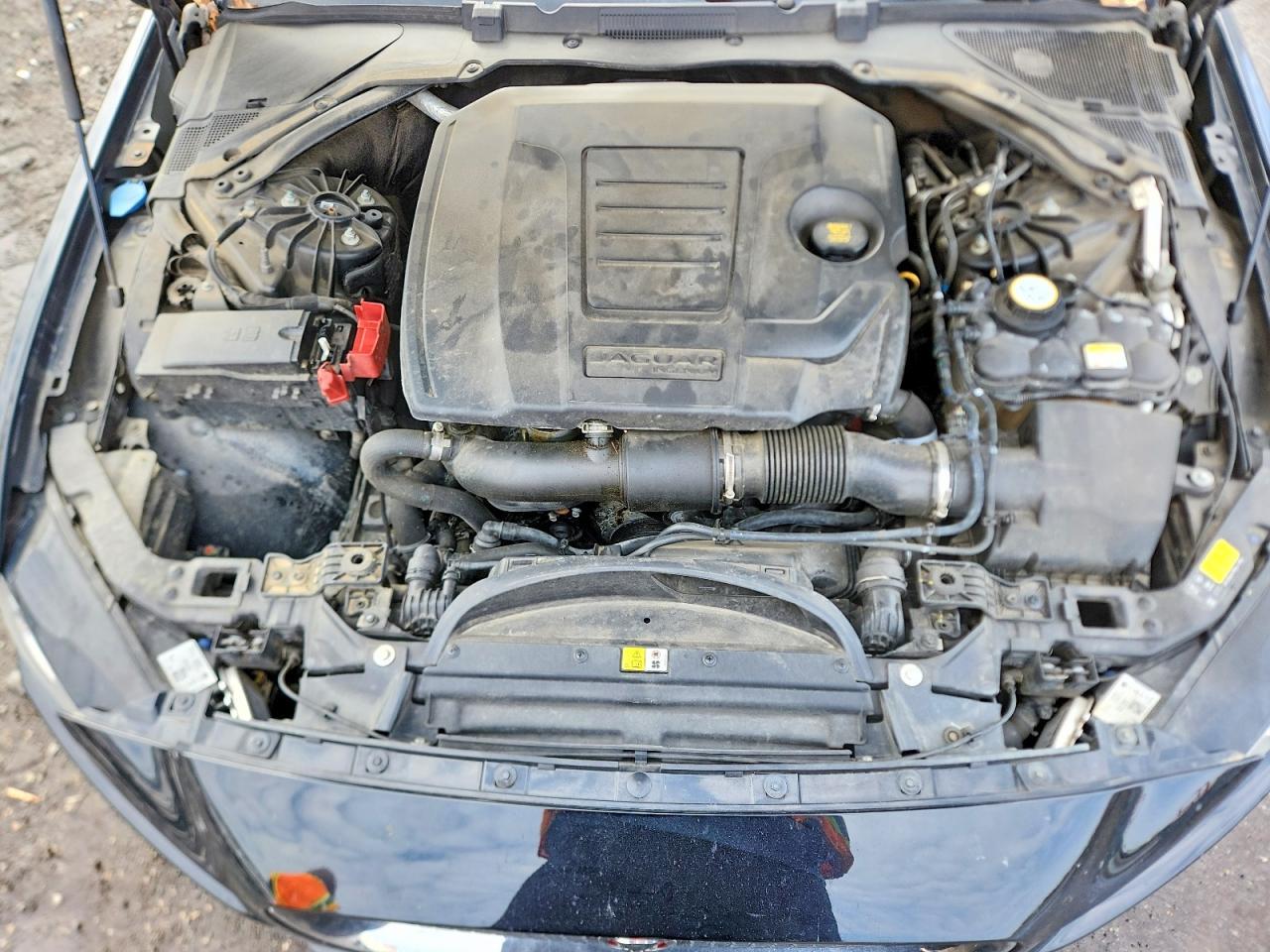 2018 JAGUAR XE