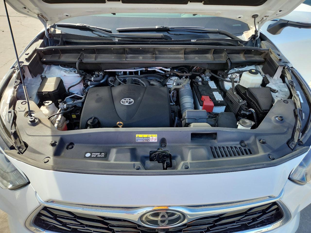 2022 TOYOTA HIGHLANDER