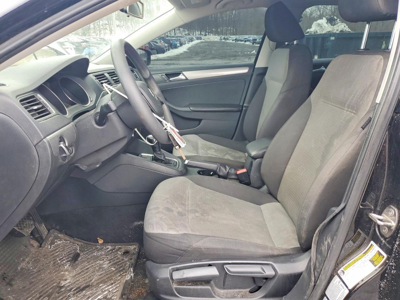2017 VOLKSWAGEN JETTA