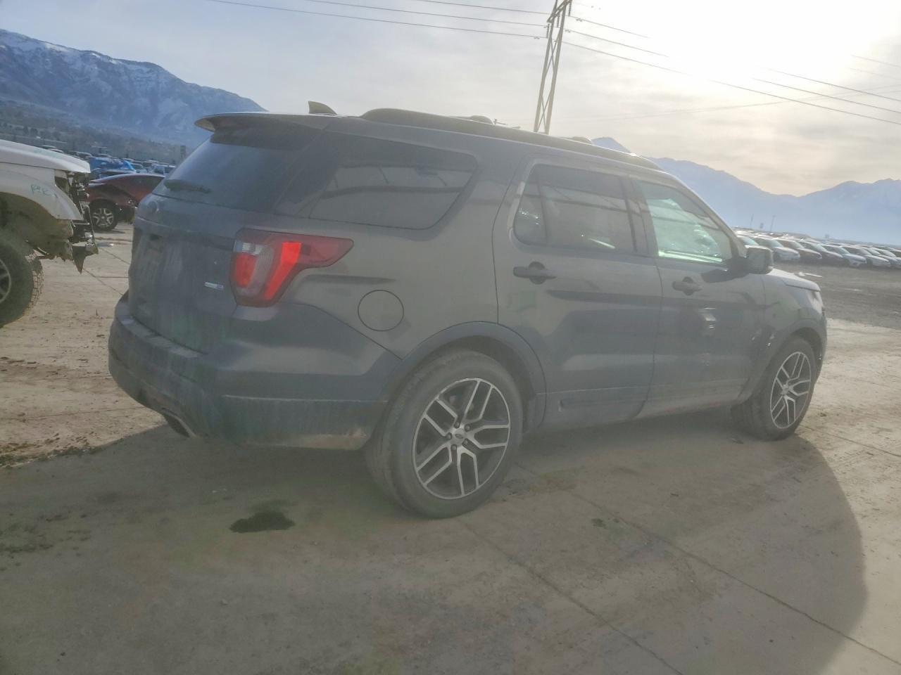 2016 FORD Explorer Sport Trac