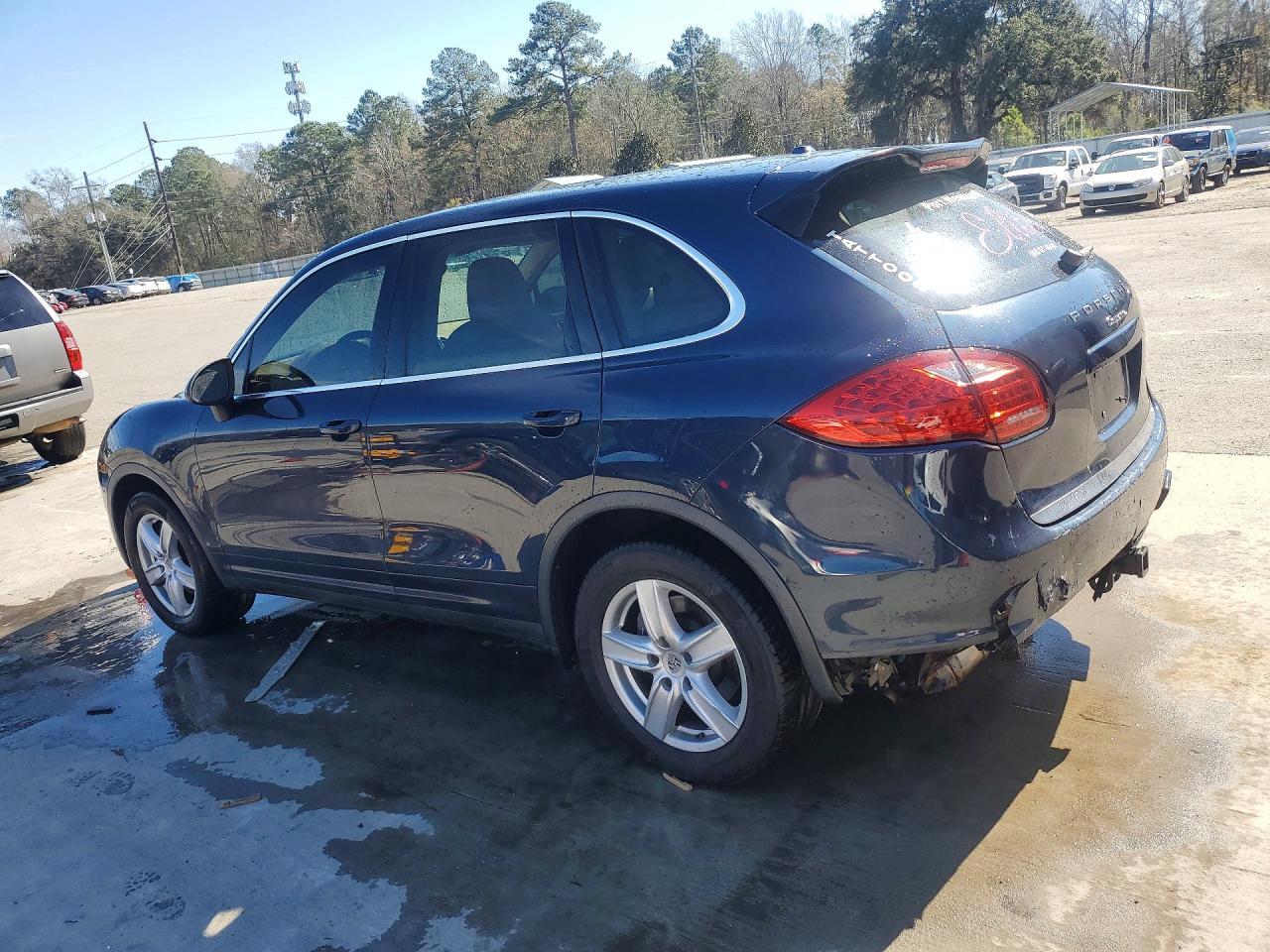 2013 PORSCHE CAYENNE