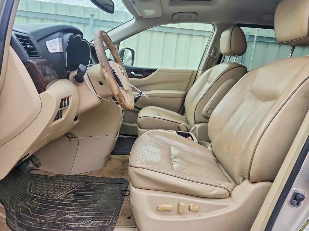 2012 NISSAN Quest