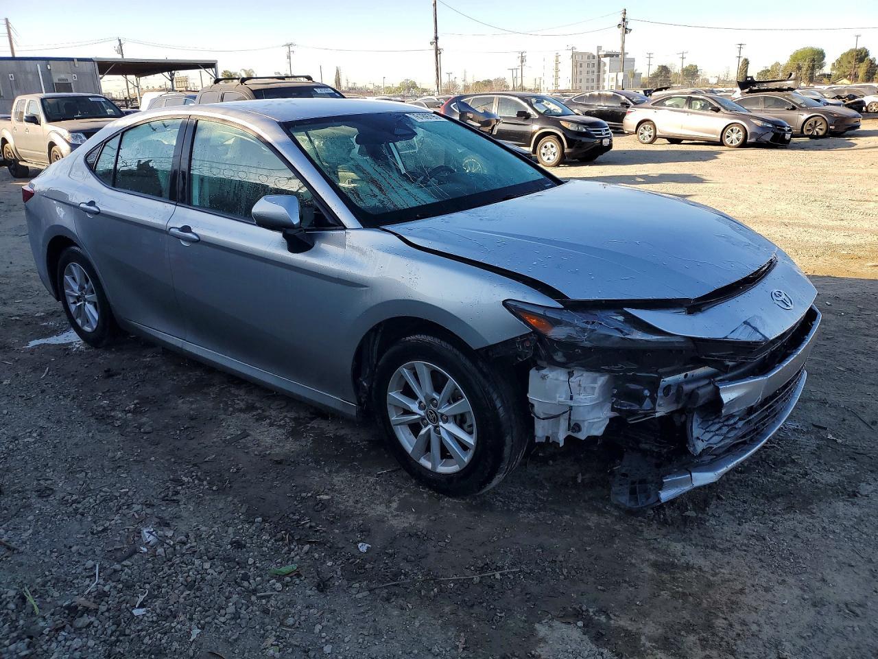 2025 TOYOTA CAMRY