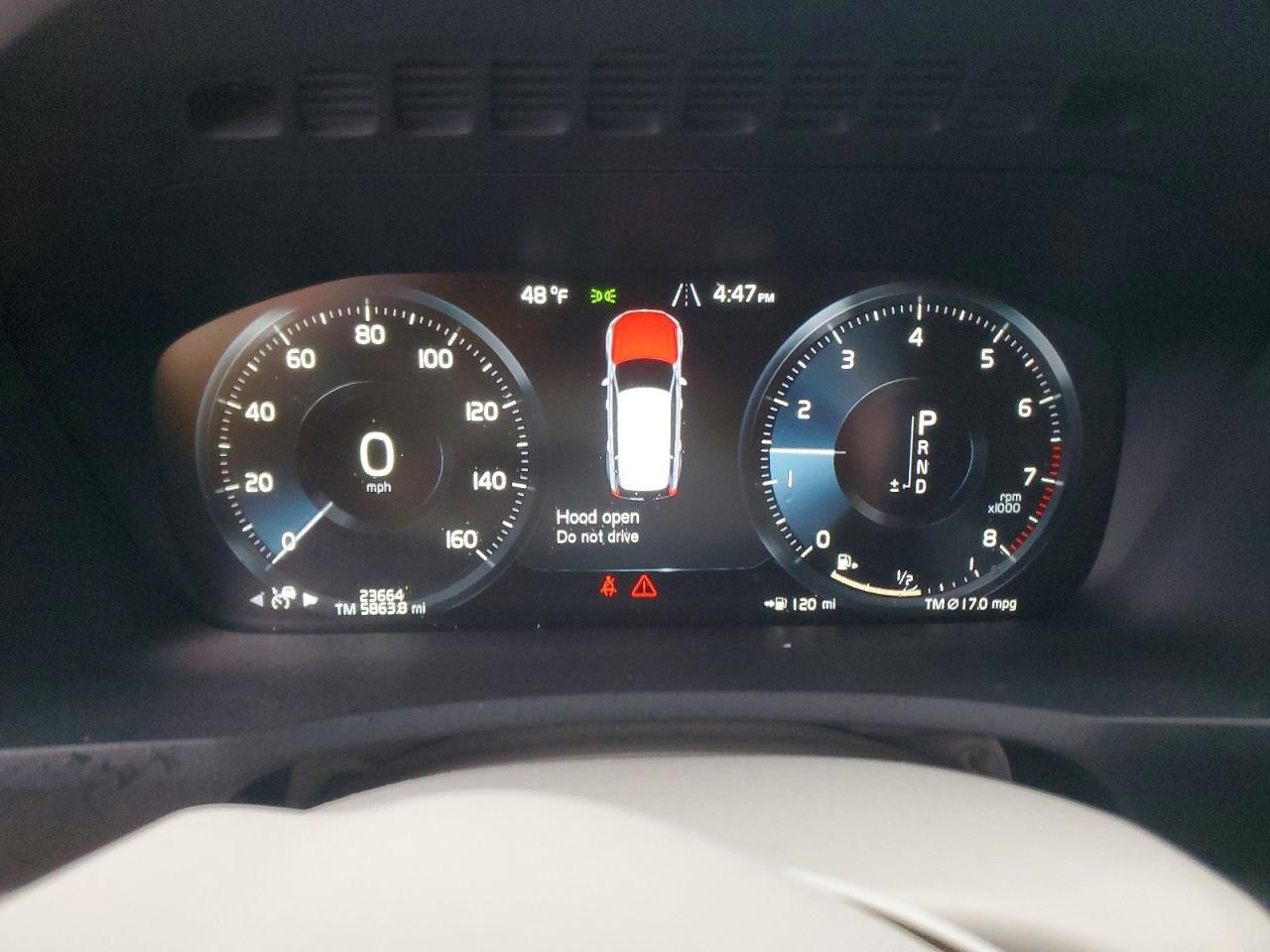 2021 VOLVO XC90