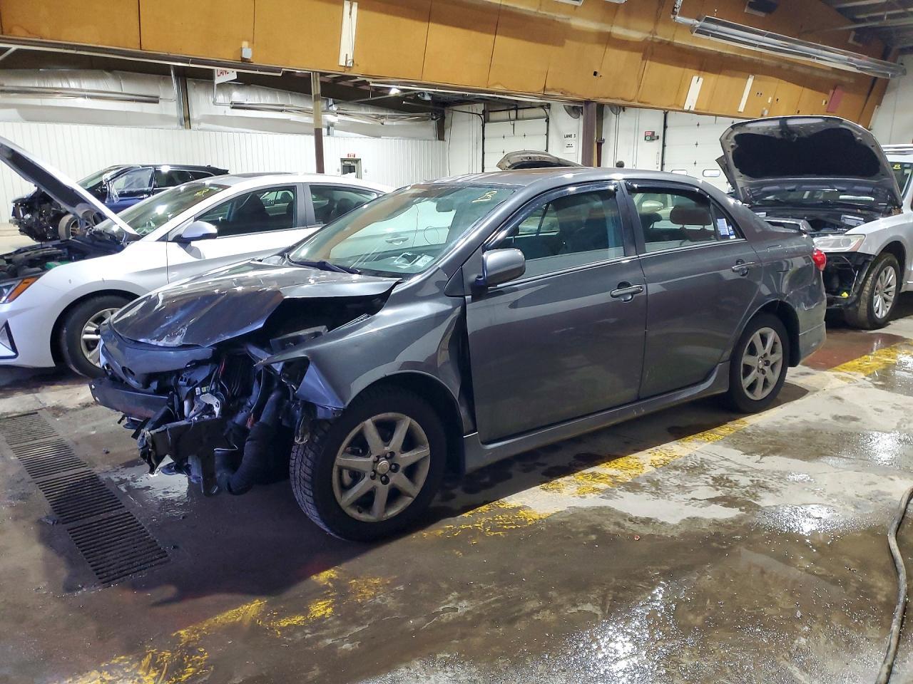 2013 TOYOTA COROLLA