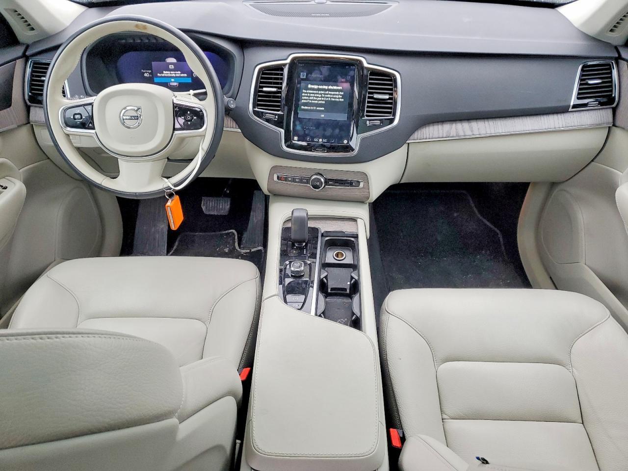 2024 VOLVO XC90