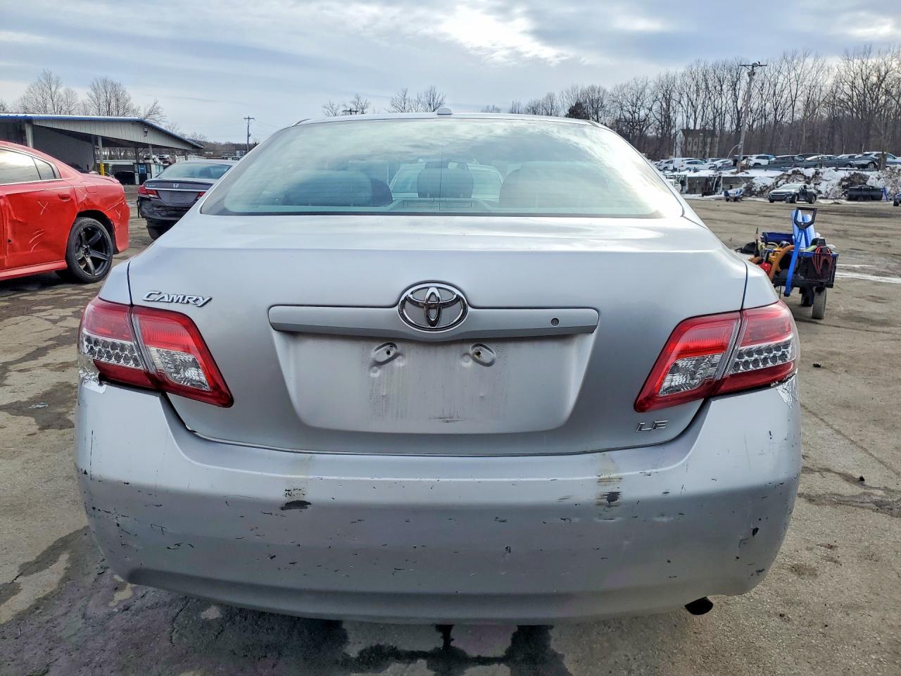 2011 Toyt Camry