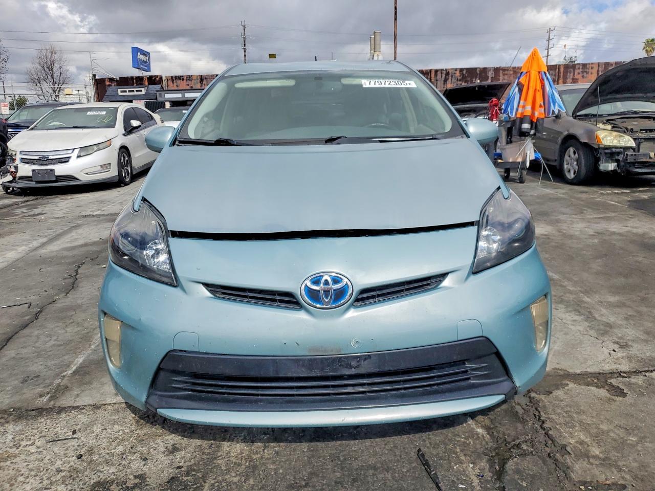 2015 TOYOTA PRIUS
