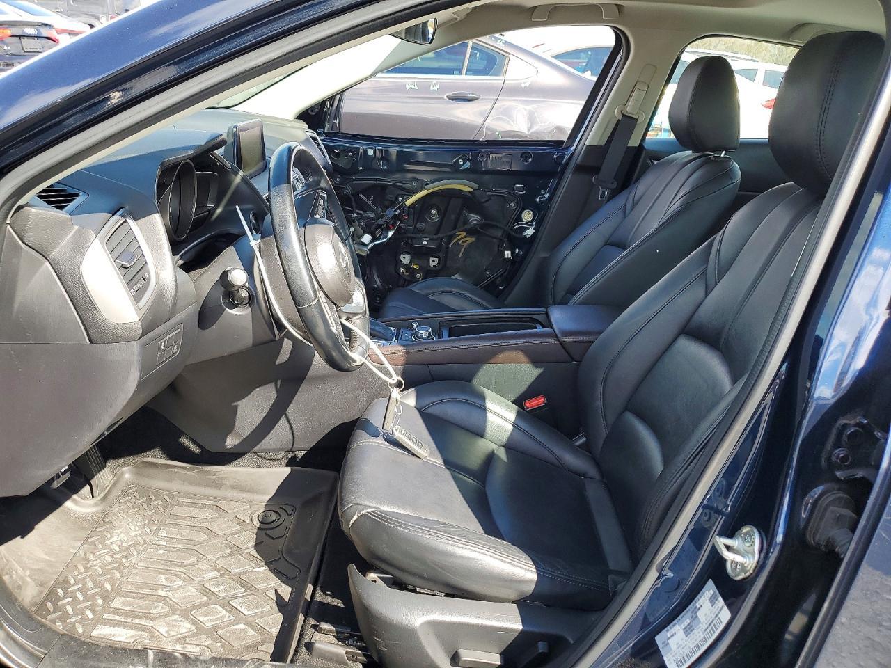 2018 MAZDA 3