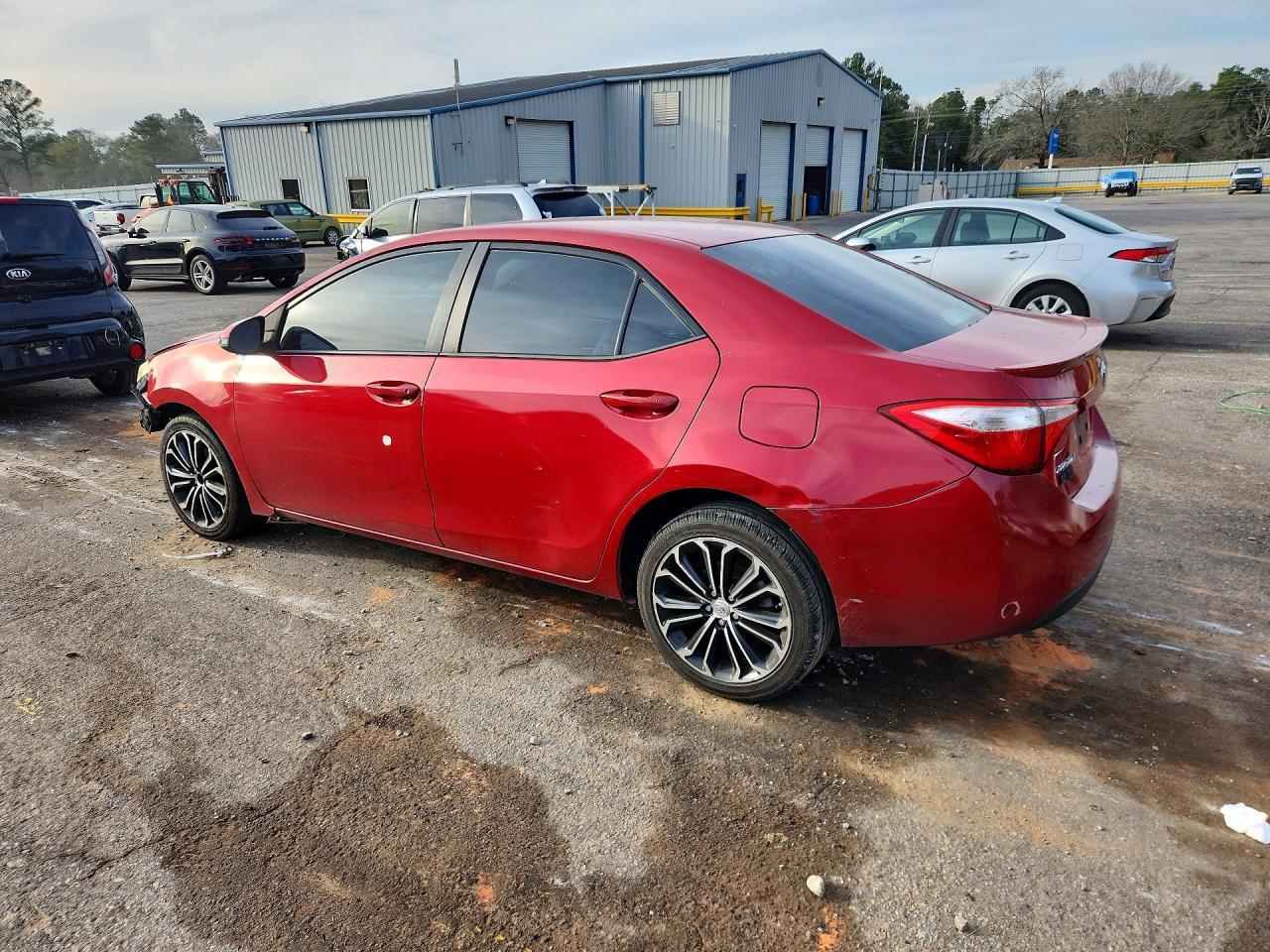 2015 TOYOTA COROLLA