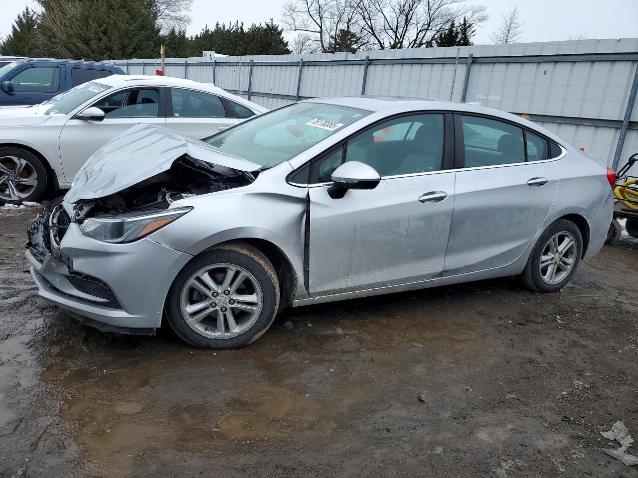 2016 CHEVROLET CRUZE