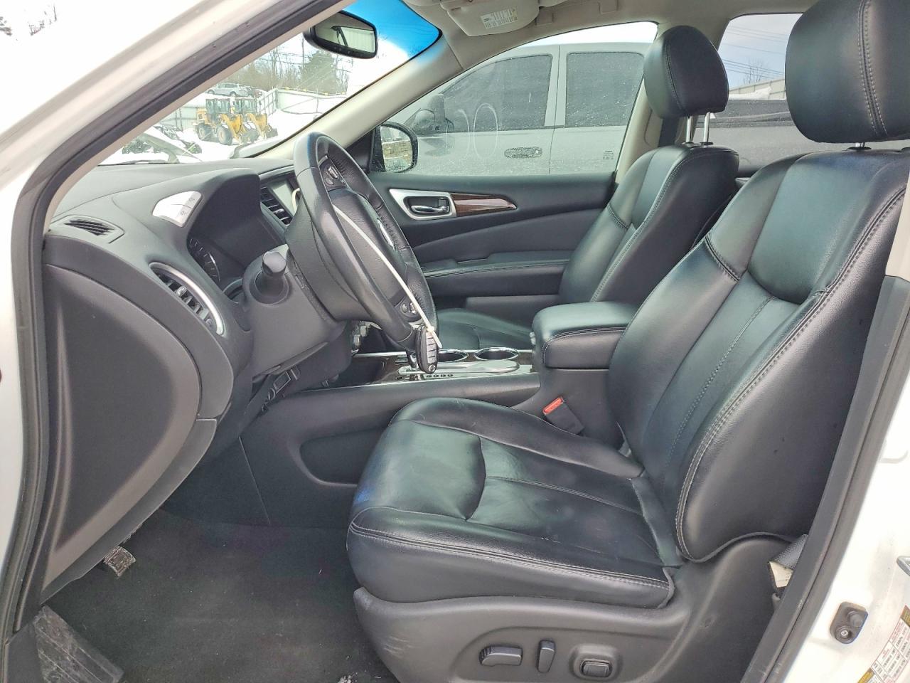 2016 NISSAN PATHFINDER