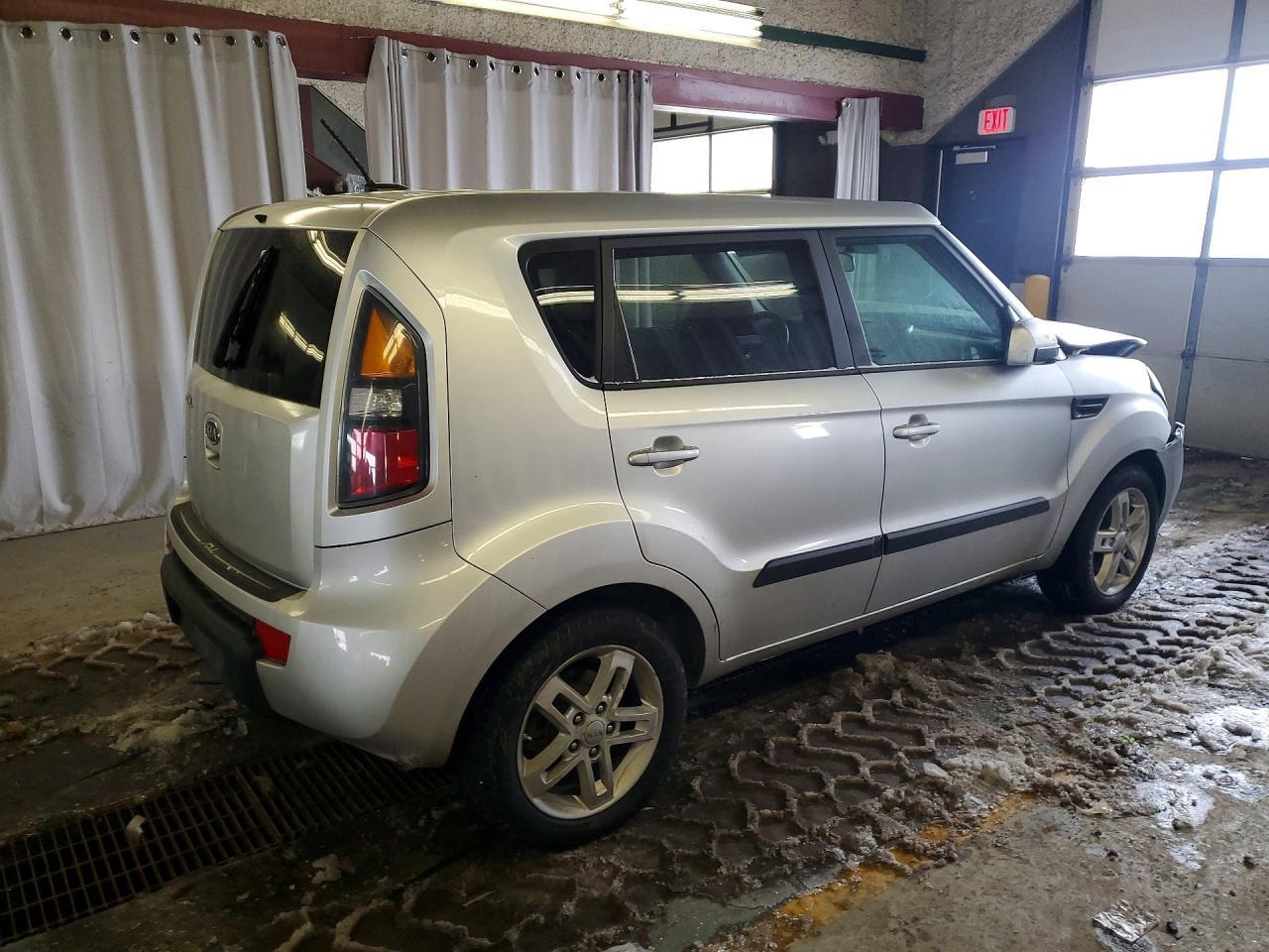 2011 KIA SOUL