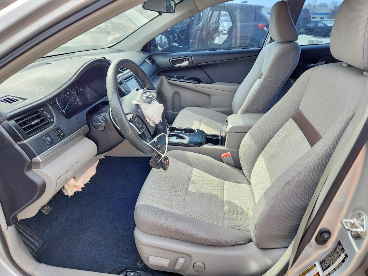 2014 TOYOTA CAMRY
