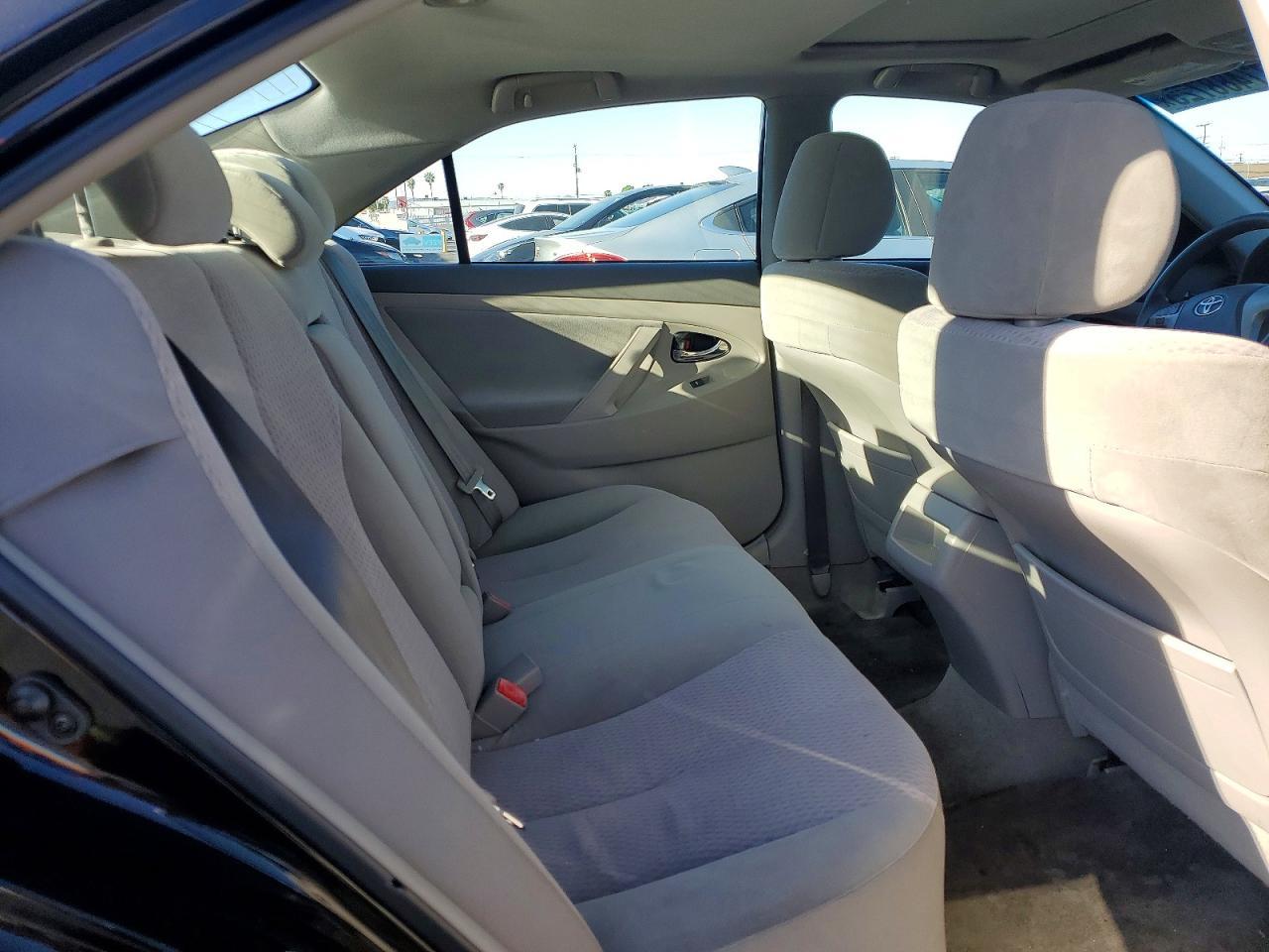 2010 TOYOTA CAMRY
