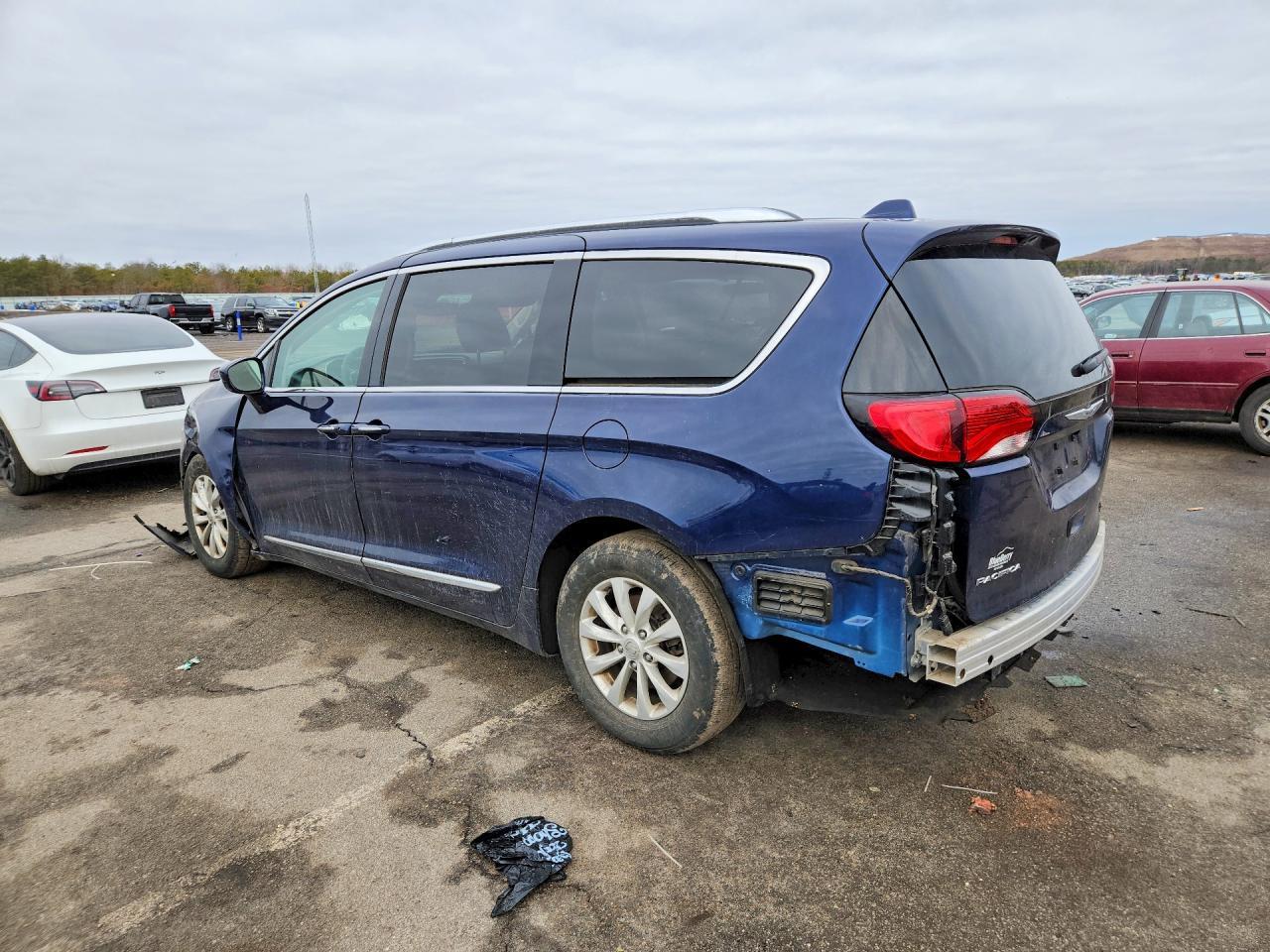 2019 CHRYSLER Pacifica