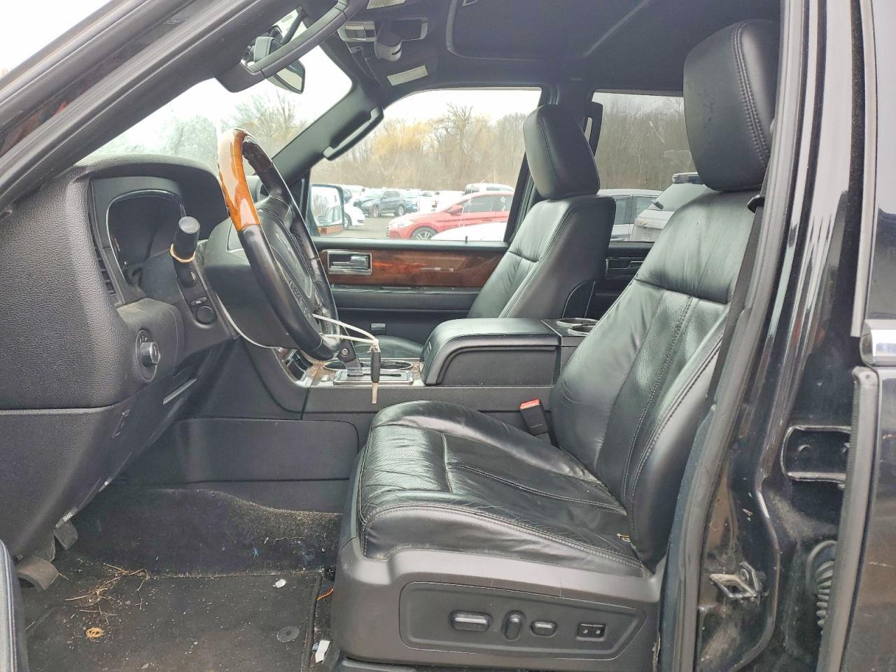 2015 LINCOLN Navigator