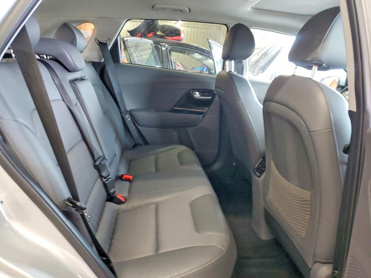2017 KIA Niro