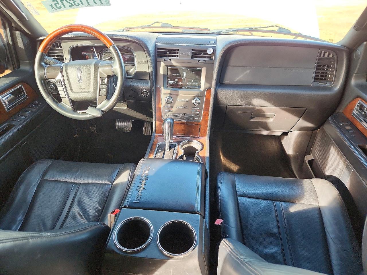 2015 LINCOLN Navigator