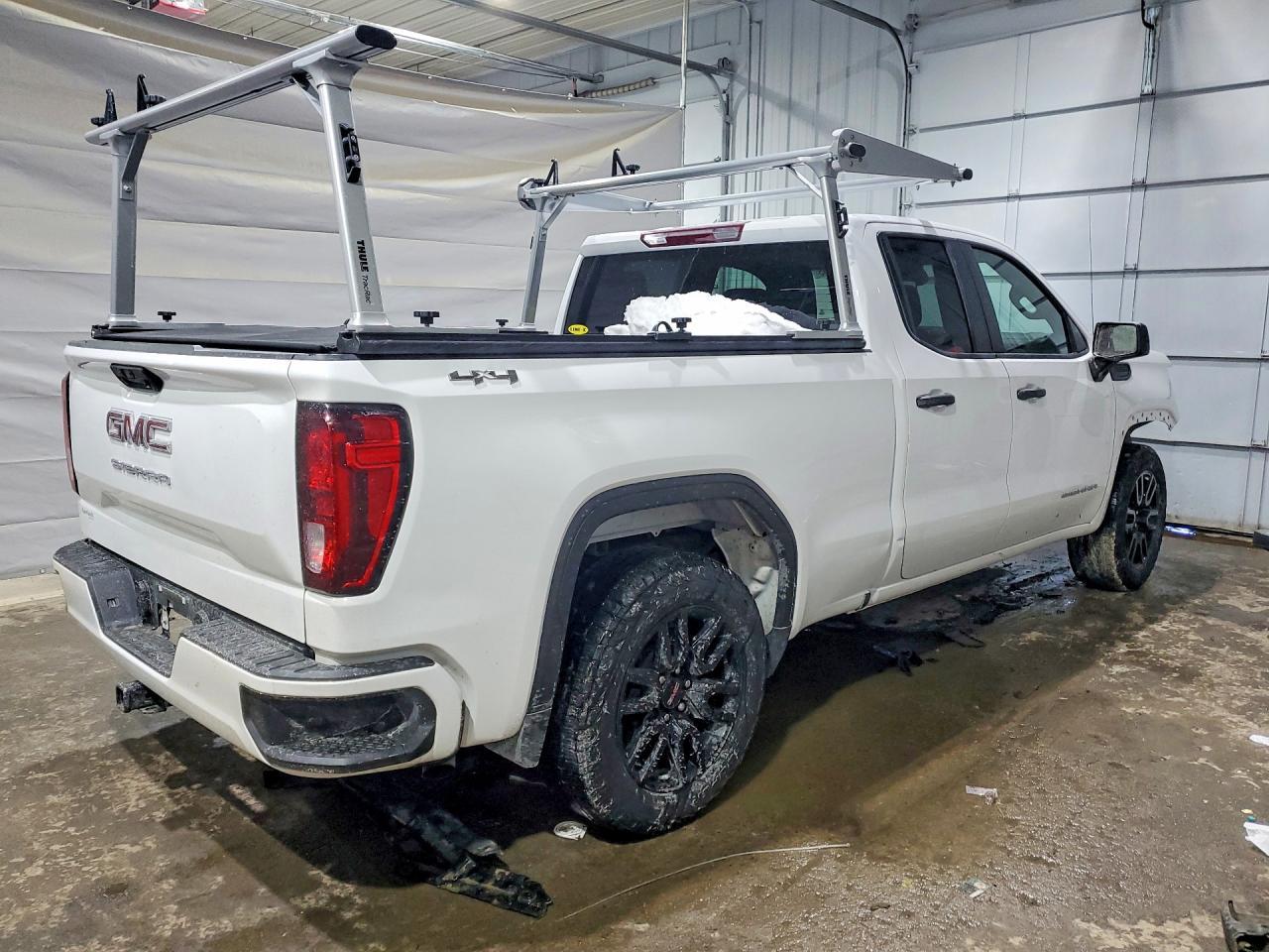 2023 GMC Sierra