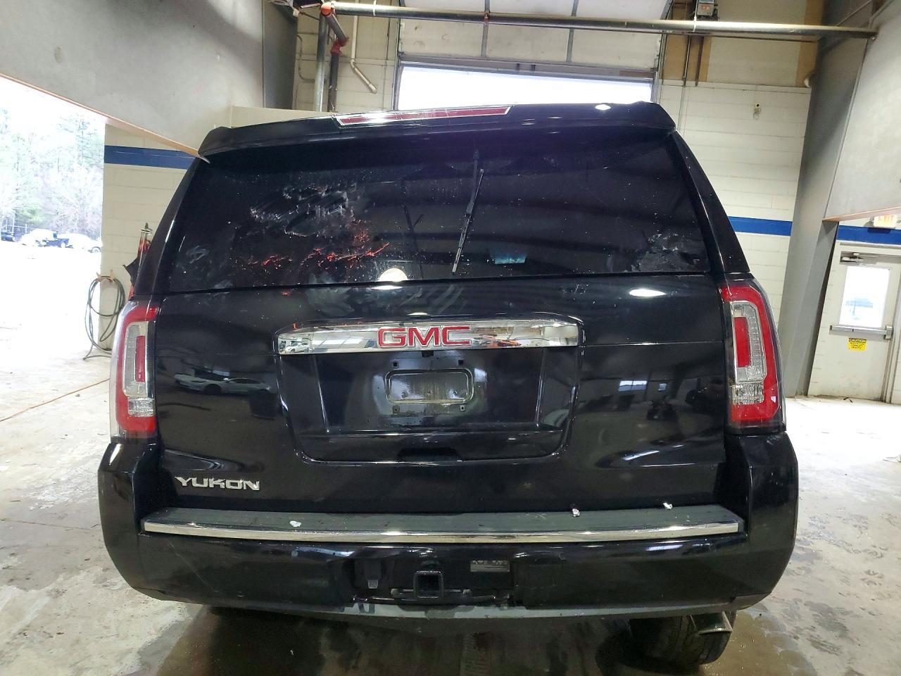 2017 GMC Yukon