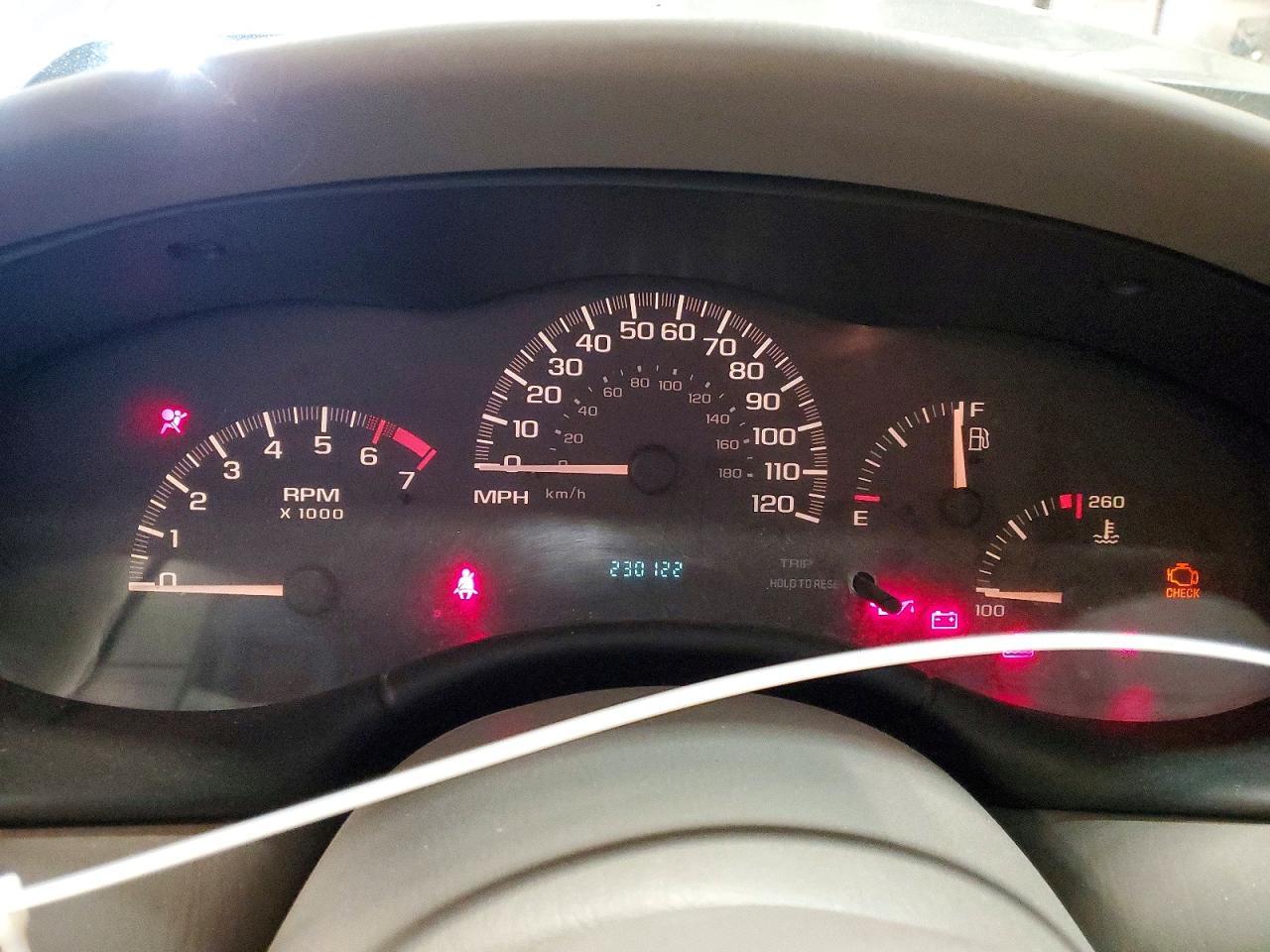 2005 CHEVROLET Classic