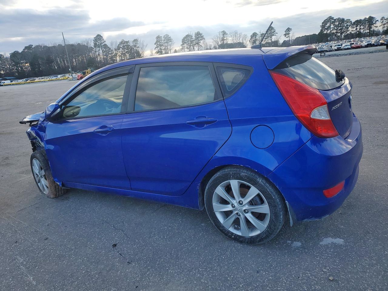 2013 HYUNDAI ACCENT