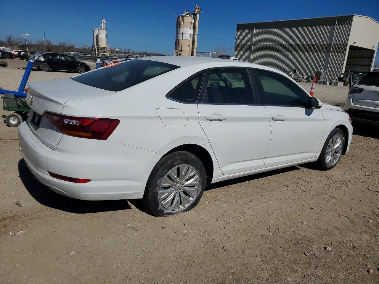 2019 VOLKSWAGEN JETTA