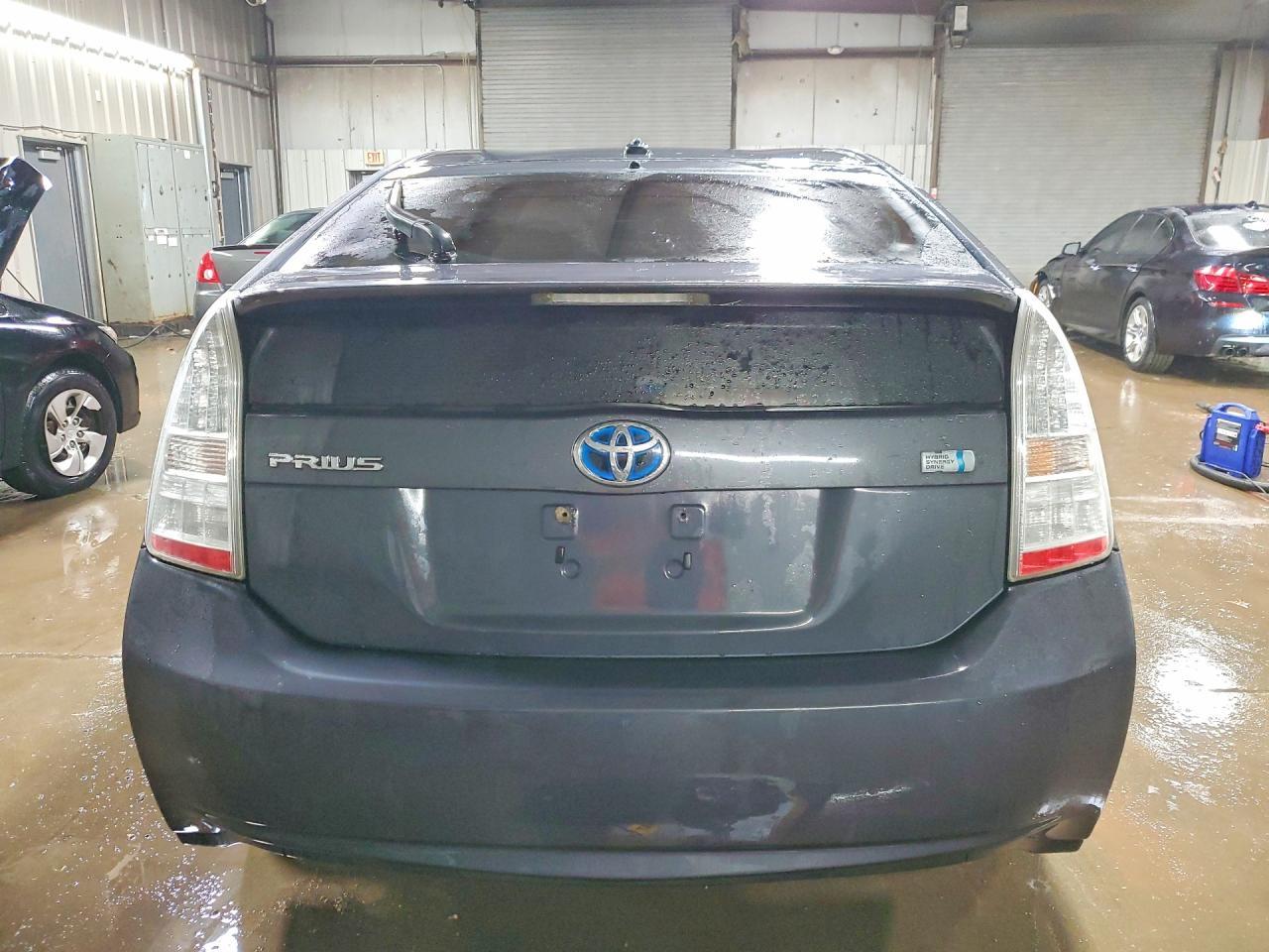 2010 TOYOTA PRIUS